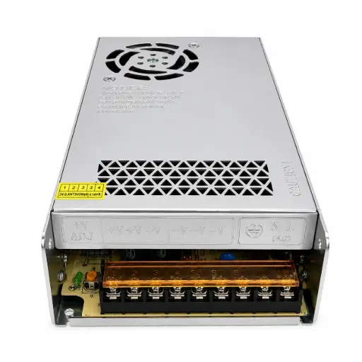 [142] FUENTE 30 AMP 12V