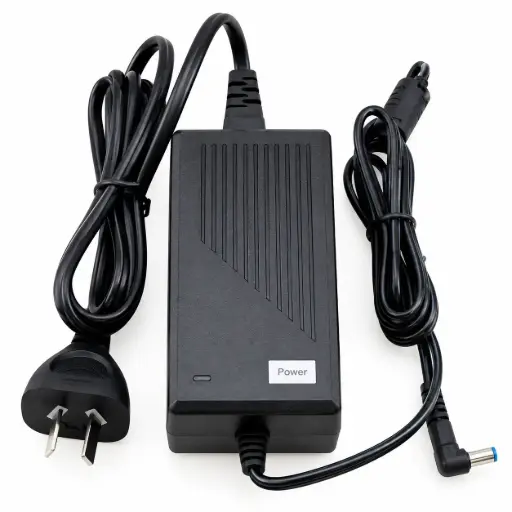 [2552] PRONEXT FUENTE CERTIFICADA 12V 5AMP